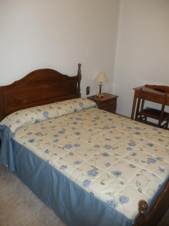 Hostal Los Andes Madrid Room photo