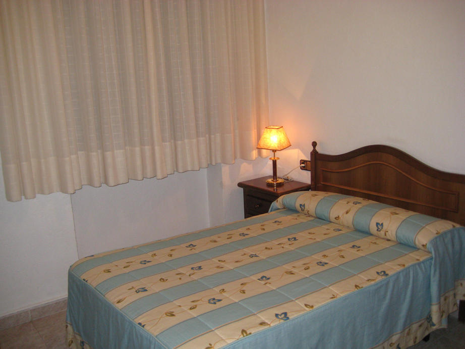 Hostal Los Andes Madrid Room photo