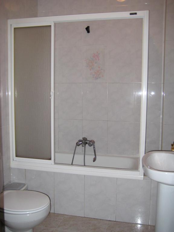 Hostal Los Andes Madrid Room photo